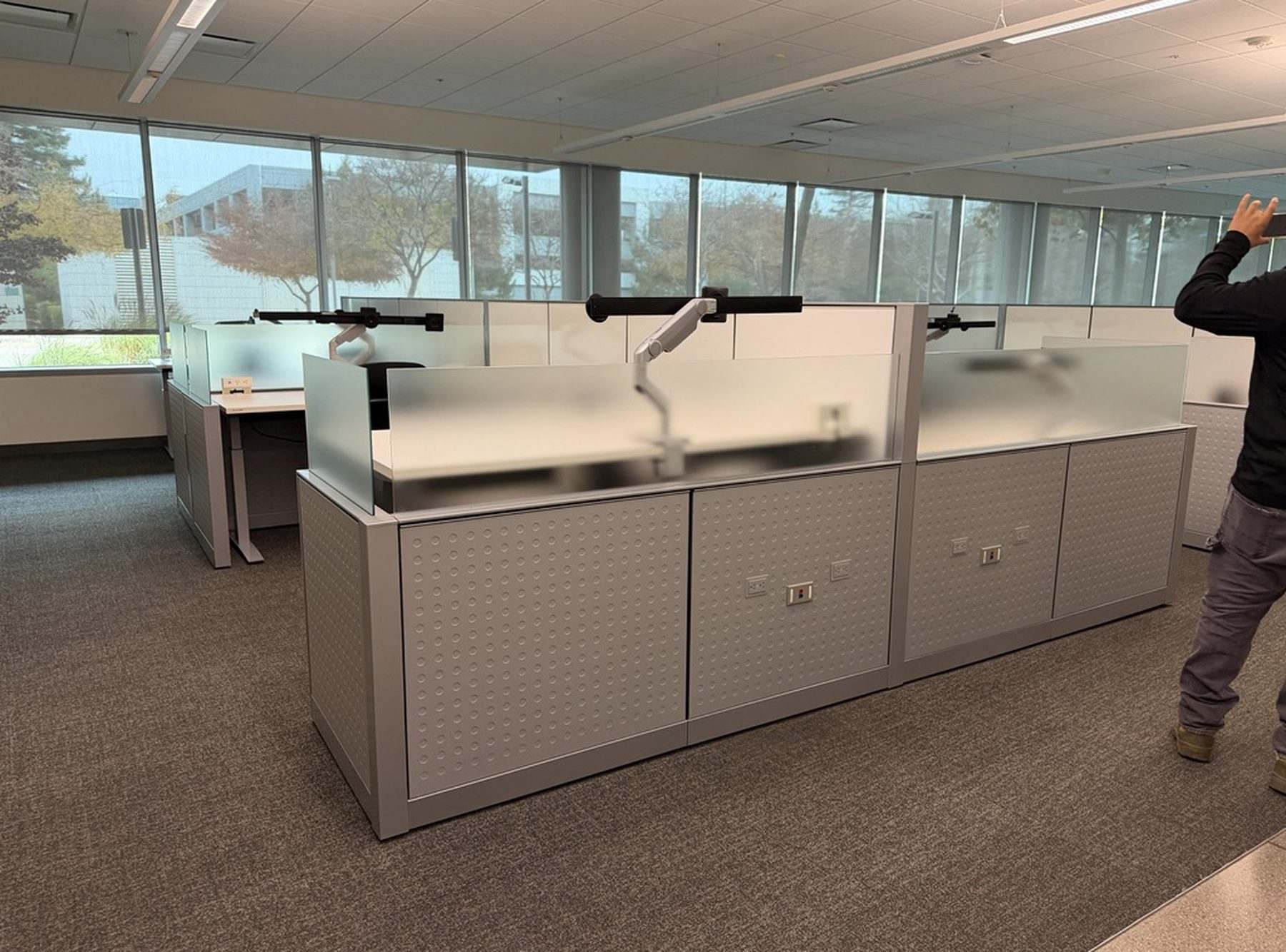 Cubicle workstations being dismantled and reassembled by NCS